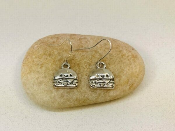 BurgerCharmEarring_Fastfoodiconjewelry Hanburger Earrings Fastfood Jewelry