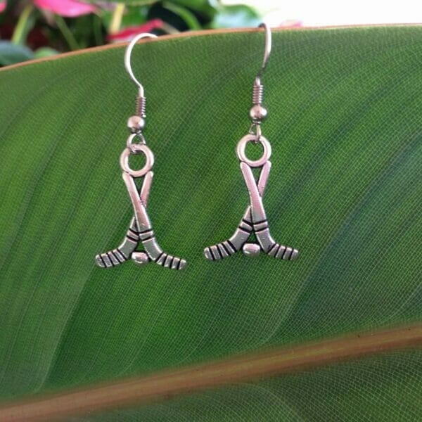 Earrings_Hockey_Sticks_Puck Hockey Sticks & Puck Charm Earrings