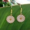 white daisy earrings