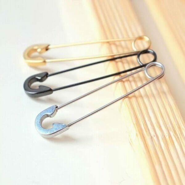 Gold_Safty_Pin_Earrings_Statment_earrings Safety Pin Earrings Statement earrings