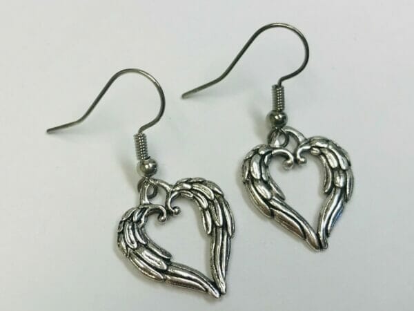 IMG_7059 Wholesale Angel Heart Earrings Novelty