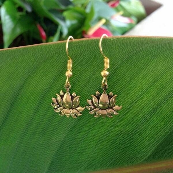 Lotus_Earring_Gold Gold Lotus charm Earrings