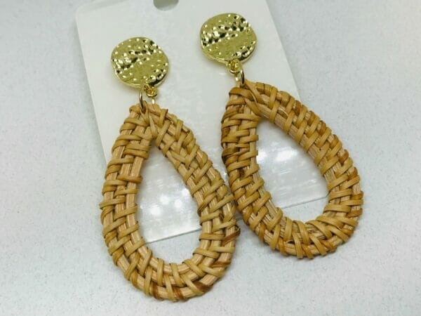 Geometric Tear Drop rattan Earring