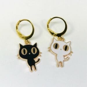 black and white big eye cat earring funky novelty gift