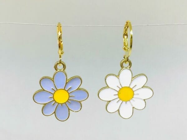 cherryblossomearring White and Lavender Cherry Blossom Daisy Flower Huggies Earrings