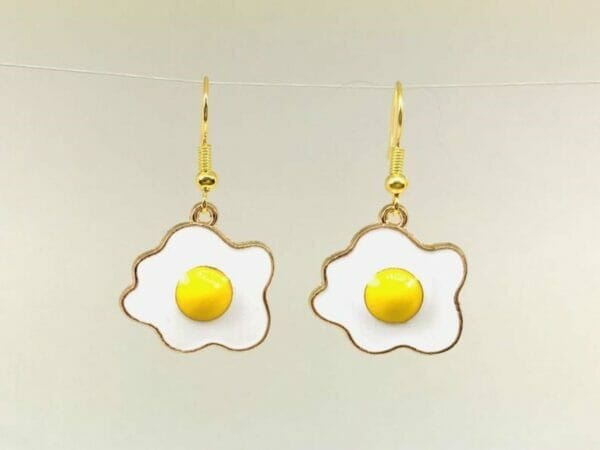 Resin novelty eggs earrings