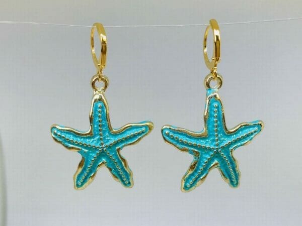 huggiestarfishearrings Blue Star Fish enamel earring