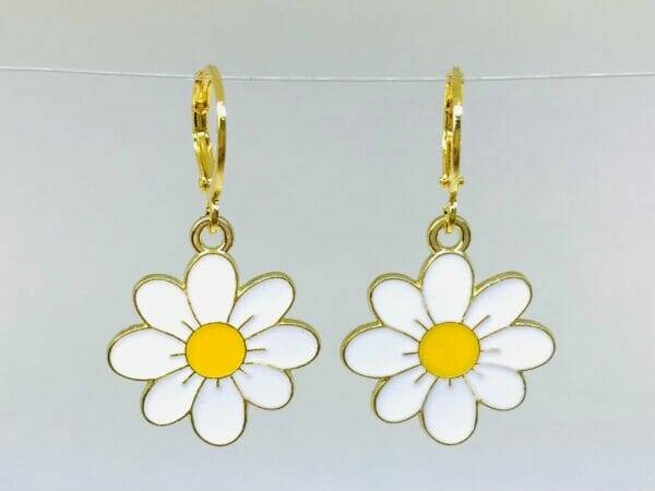 whitecherryblossomhuggies_3870af65-1319-4e85-8001-e5c725081440 White Cherry Blossom Daisy Flower Huggies Earrings