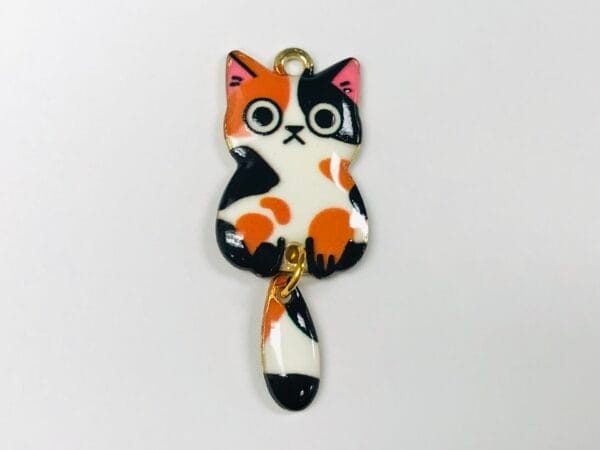 10PCS Calico Cat with Tail Wagging Charms